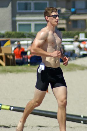 Un peu d’air ce soir Raphaël - rencontre-Daddy-Nantes