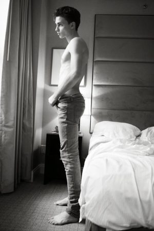 T’es prêt à me faire crier ou tu fais juste du bruit ? Raphaël - rencontre-Minet-Nice