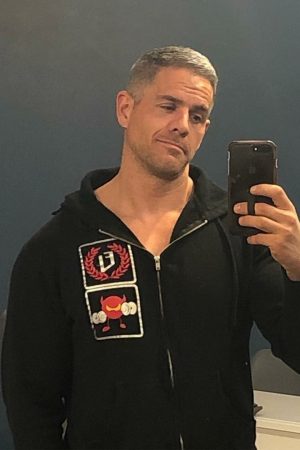 Besoin de vider mes couilles avec un gars chaud sur Clermont-Ferrand Sylvain - rencontre-Daddy-Clermont-Ferrand