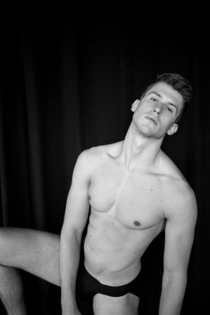 Au-delà des apparences Elliot - rencontre-Gay-Grenoble