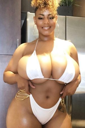 Nana qui kiffe la nature Léa - rencontre-Milf-Grenoble