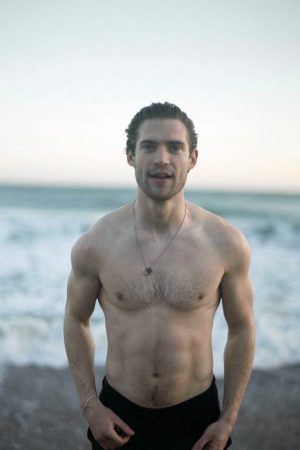 Tom - rencontre-Gay-Bordeaux