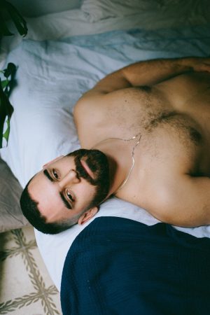 Tu viens de rentrer ou t’es déjà en nuisette ? Cédric - rencontre-Gay-Noisy-le-Grand