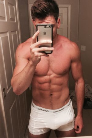 Disponible à l’improviste Noé - rencontre-Gay-Valence