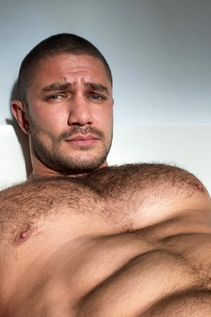 Haut les cuisses, c’est l’été ! Thomas - rencontre-Gay-Vénissieux