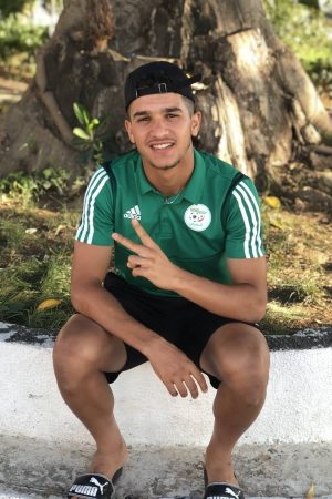 Walid 24 ans – besoin de chaleur humaine, pas de bla-bla Walid - rencontre-Arabe-Grasse