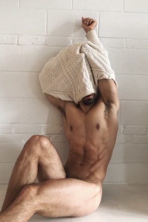 Quand le camping naturiste remplace les souvenirs de merde René - rencontre-Gay-Angers