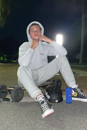 Nu, on se comprend mieux Antonin - rencontre-Gay-Chelles