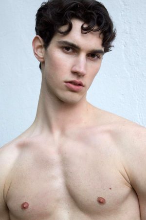 Seul en ville, besoin de chaleur ! Lior - rencontre-Gay-Chelles