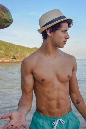 Chaud devant à Nîmes Camilo - rencontre-Gay-Nîmes