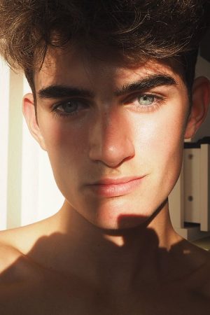 Lucien - rencontre-Gay-Vannes