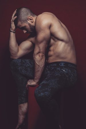 Romain, 28 ans, cherche un mec pour casser la routine Romain - rencontre-Gay-Martigues