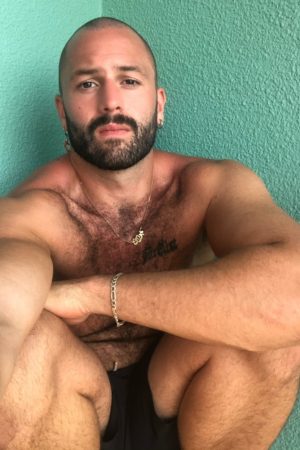 3 partenaires pour du bestial Julien - rencontre-Gay-Nice