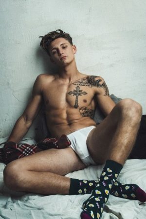 Thibaut/19 cherche un mec cool Thibaut - rencontre-Gay-Rennes