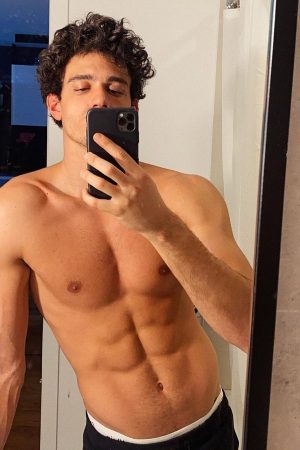Rentre-moi dans le canap’ Kilian - rencontre-Gay-Strasbourg